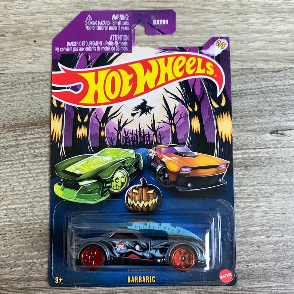 Barbaric Wolf Car Halloween Series 2024 Hot Wheels Hotwheels HVX11 Skull Tires 🆕